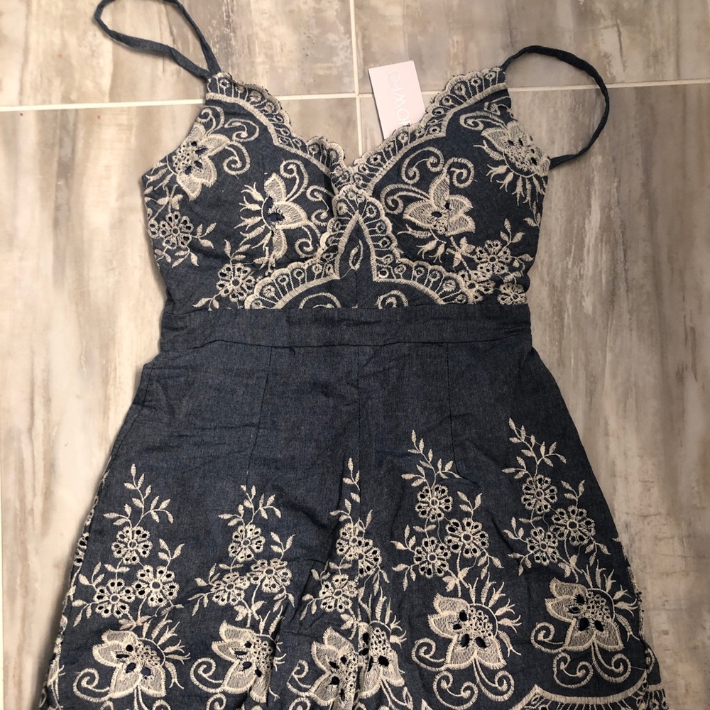 Brand New with tags showpo lace/jean Romper